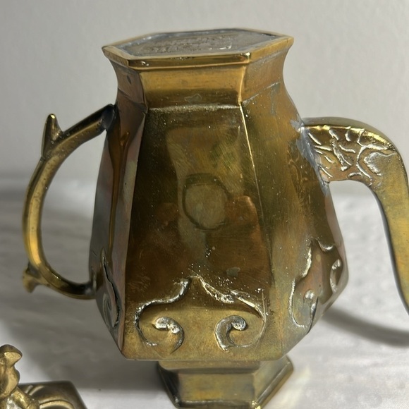 Vintage brass tea pot with hinged lid. rare to find - Picture 5 of 9